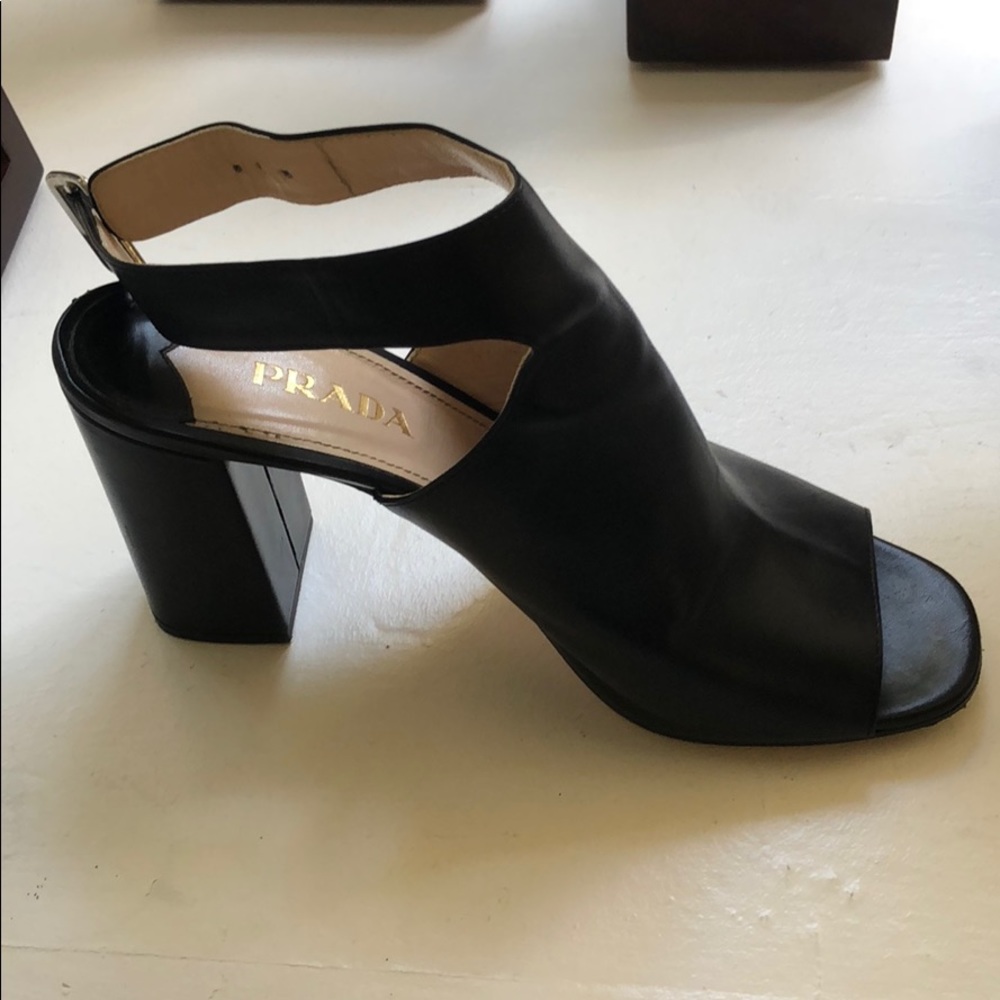 Prada Heels size 40 (although it says 40,5) - Picture 2 of 8